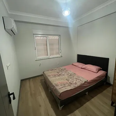 Denize Yakin Antalyanin Merkezinde Kiralik * Antalya