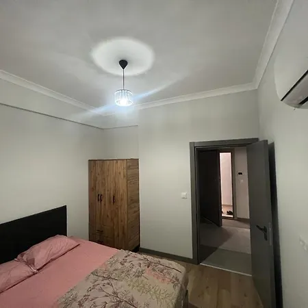 Lägenhet Denize Yakin Antalyanin Merkezinde Kiralik Antalya